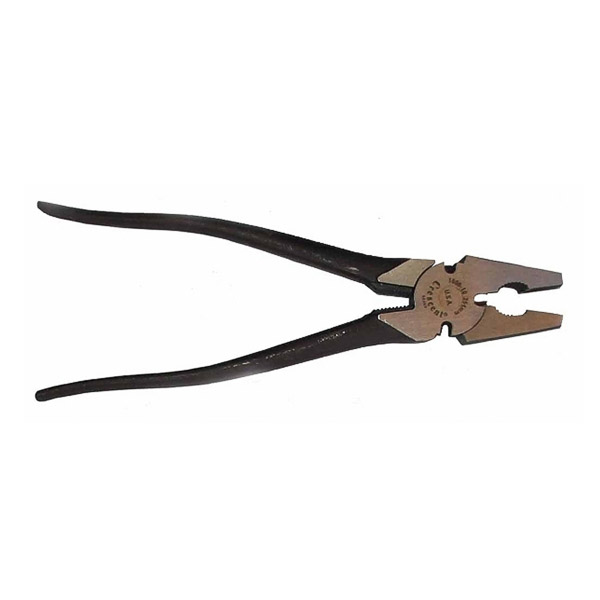 Crescent Pliers at Kent Saddlery from 54.00