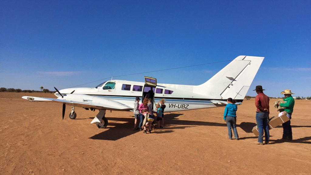 The 'airmail' delivery at Manners Creek Station, NT - Kent Saddlery